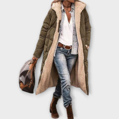 Kora – Cappotto Accogliente Foderato in Pelliccia Sintetica
